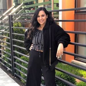 Meet your Posher, Nadya